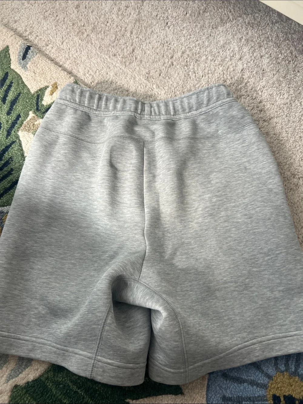 Nike men’s grey sweatshorts small